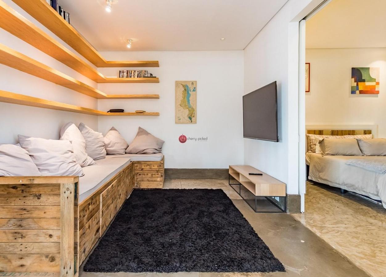 12 Decades Art Hotel Γιοχάνεσμπουργκ Εξωτερικό φωτογραφία